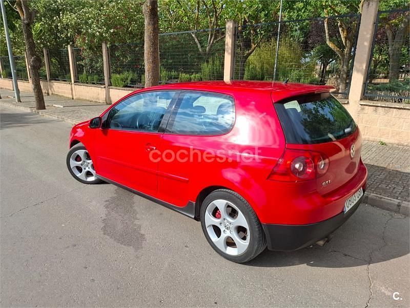 Usado VW Golf IV GTI 200 CV (147 kW) 2005 Rojo Berlina