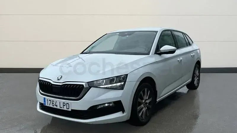 Usado Skoda 110 R Ambition 110 CV (80 kW) 2021 Blanco Berlina