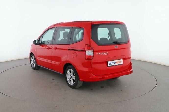 Usado Ford Tourneo Trend 100 CV (73 kW) 2018