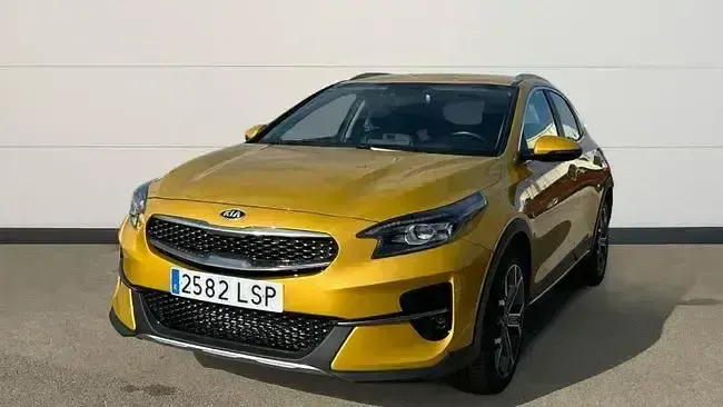 Usado Kia XCeed 160 CV (117 kW) 2021 Amarillo SUV