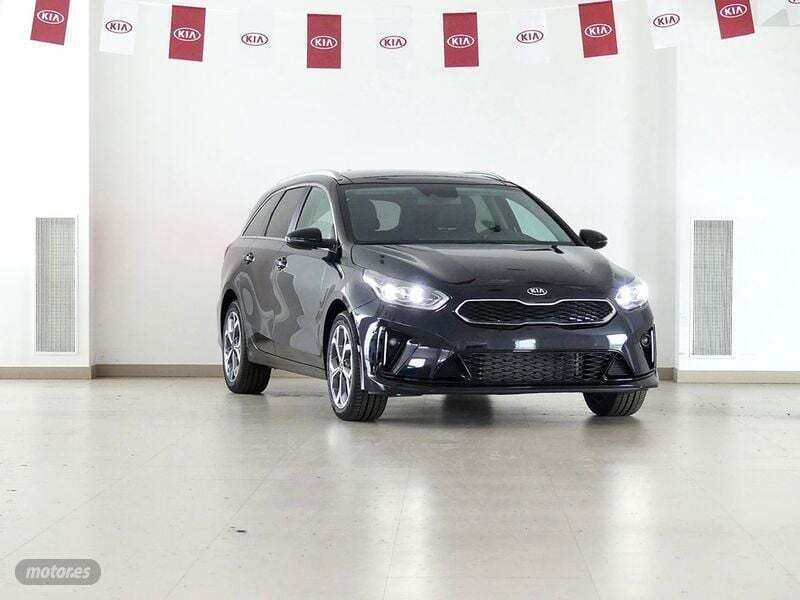 Usado Kia Ceed Sportswagon 141 CV (103 kW) 2022 Negro Familiar