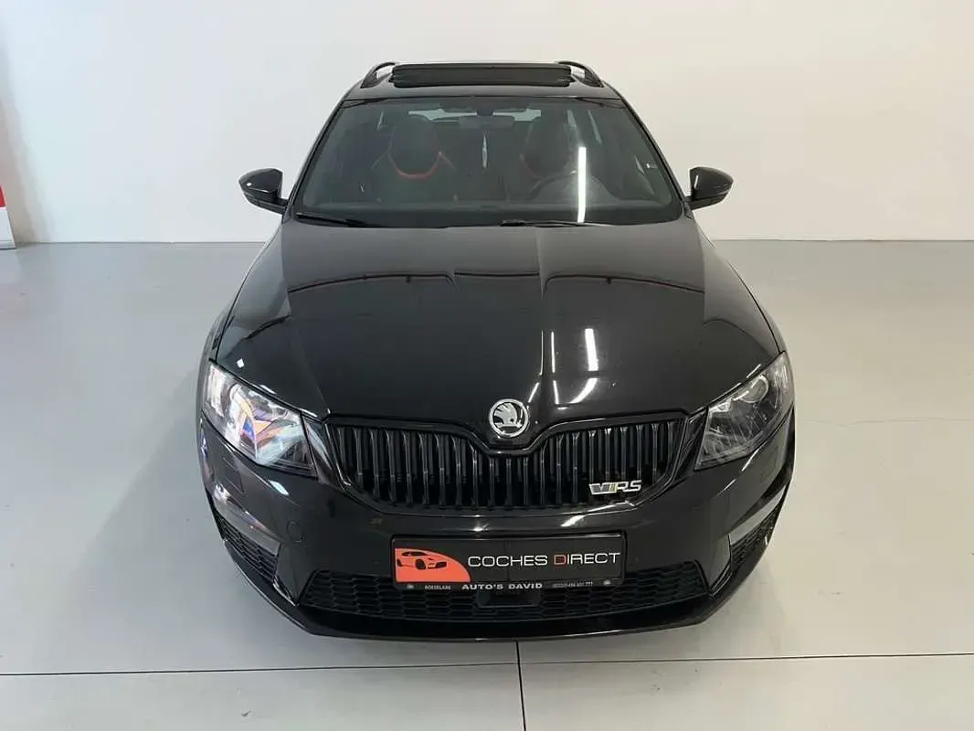 Usado Skoda Octavia RS 184 CV (135 kW) 2017 Negro Familiar