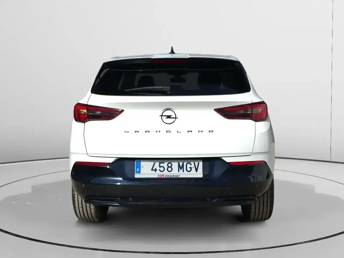 Używany Opel Grandland X GS Line 130 KM (95 kW) 2023 Biały SUV