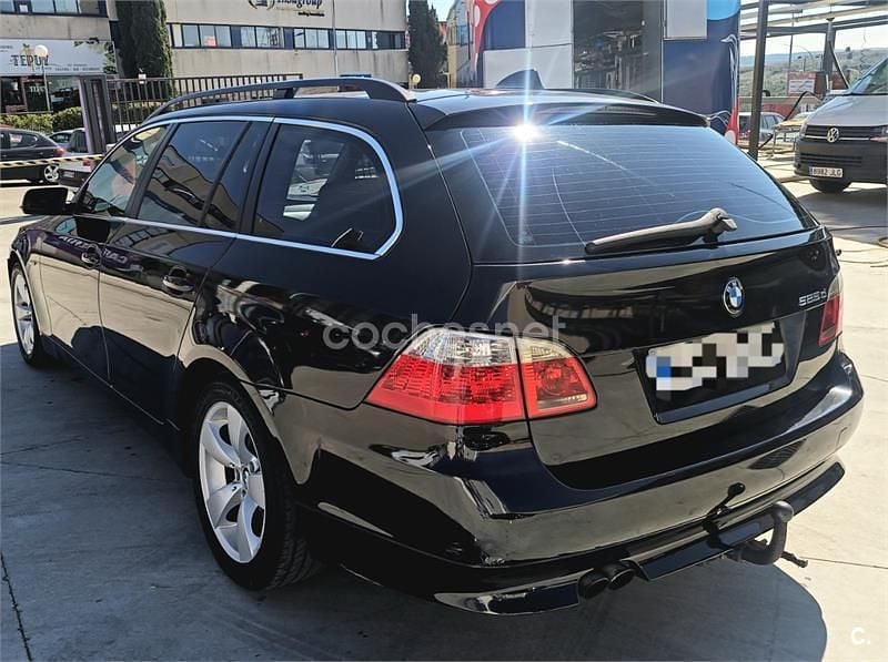 Usado BMW 525 177 CV (130 kW) 2006 Negro Familiar