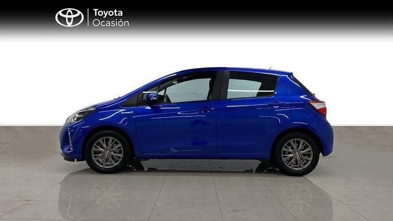 Usado Toyota Yaris Active 100 CV (73 kW) 2019 Azul