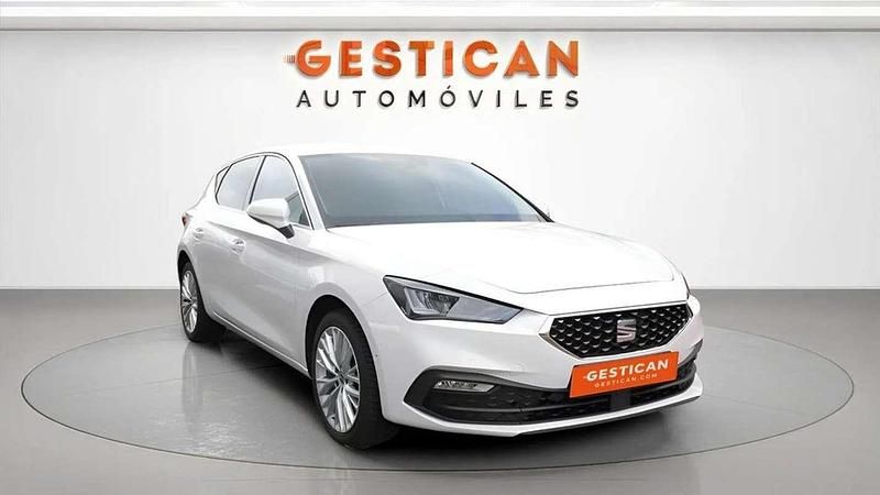 Usado Seat Leon XCELLENCE 204 CV (150 kW) 2022 Blanco Utilitario