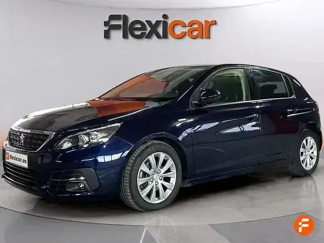 Usado Peugeot 308 Access 130 CV (95 kW) 2020 Azul Berlina