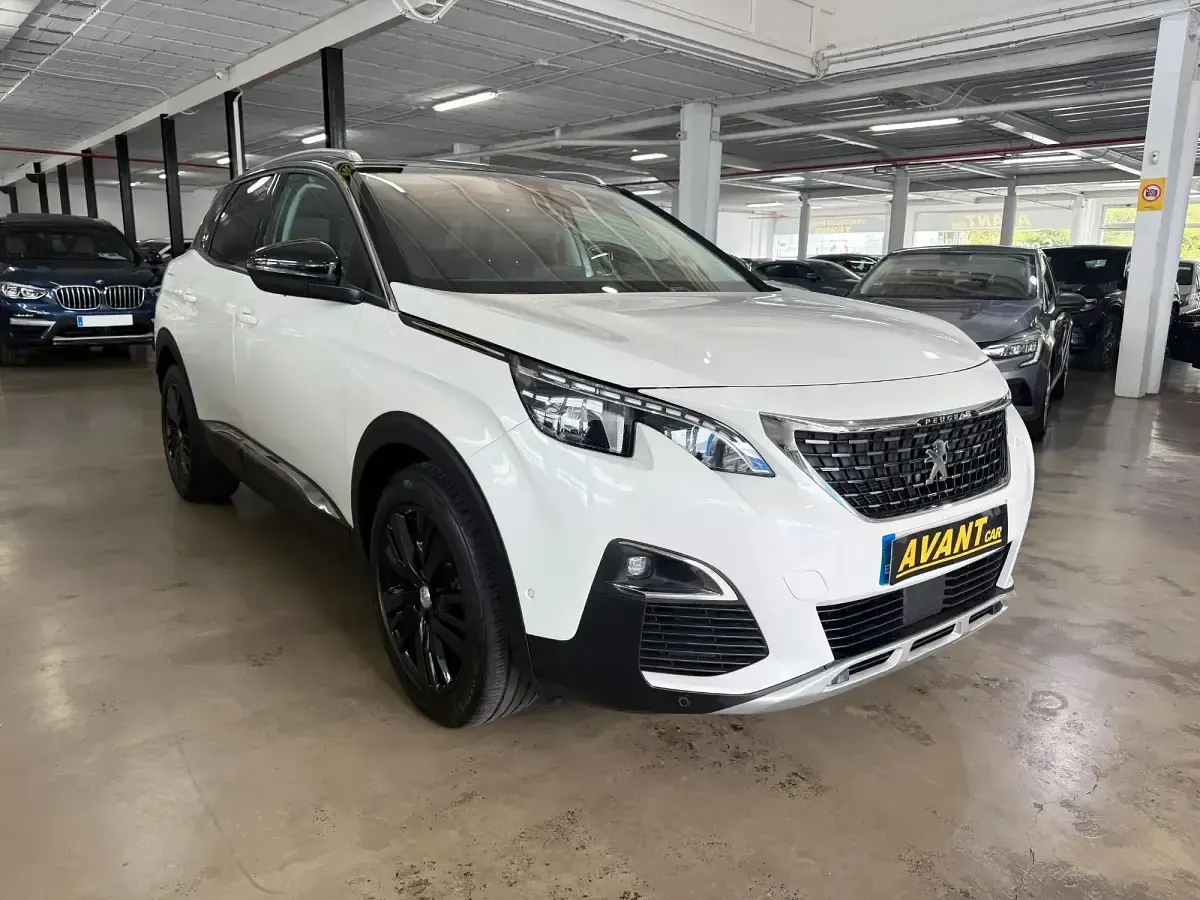 Usado Peugeot 3008 Allure 130 CV (95 kW) 2018 Blanco SUV