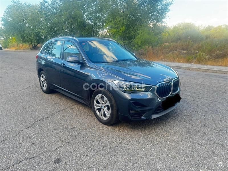Usado BMW X1 220 CV (161 kW) 2020 Gris / plata SUV