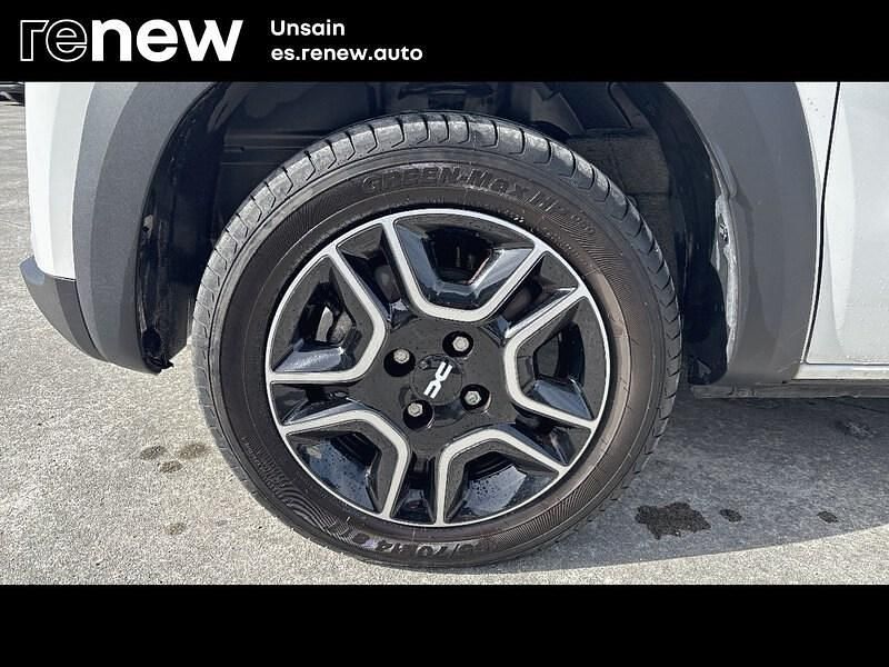 Occasion Dacia Spring Essentiel 44 kW (61 ch) 2023 Blanc Citadine