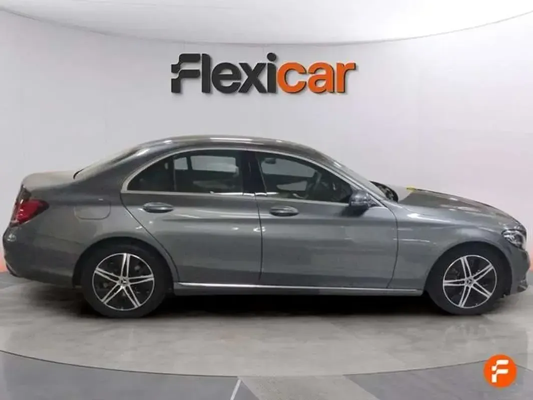 Usado Mercedes C200 184 CV (135 kW) 2021 Gris Berlina