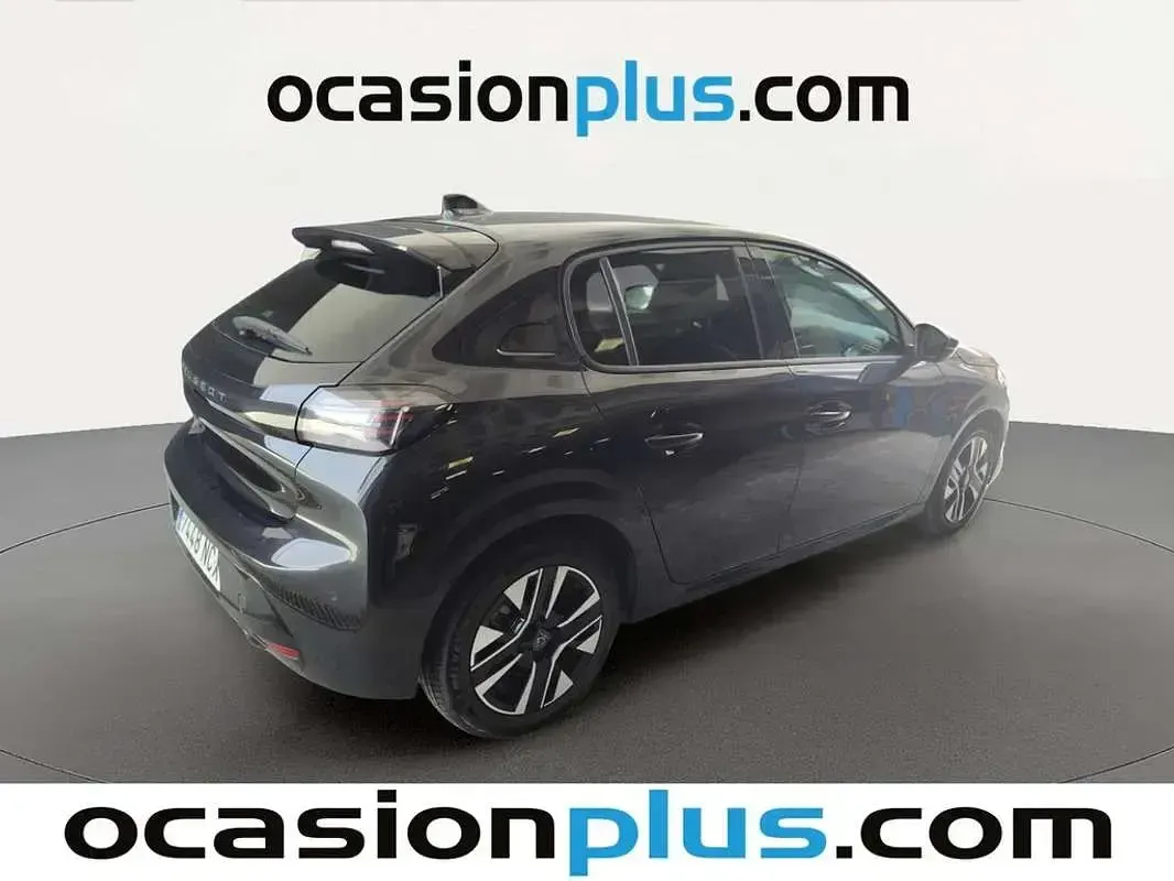 Usado Peugeot 208 Allure 102 CV (75 kW) 2025 Negro Utilitario