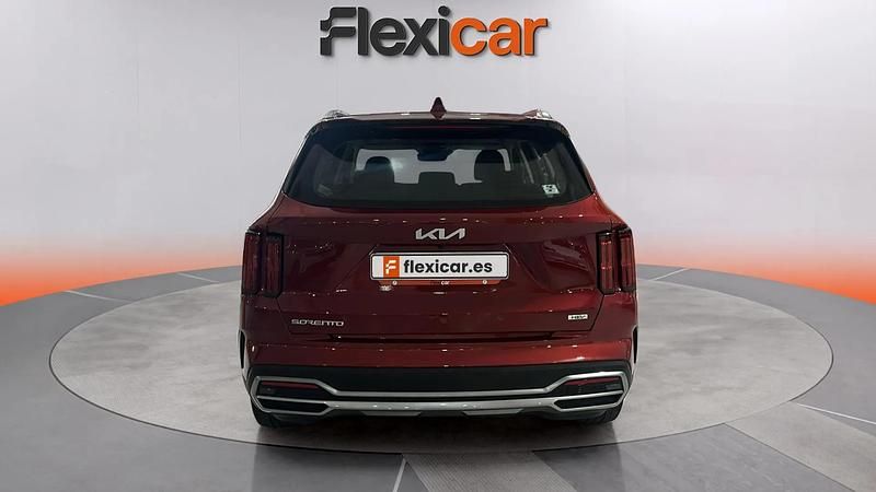 Usado Kia Sorento 232 CV (170 kW) 2023 Rojo SUV