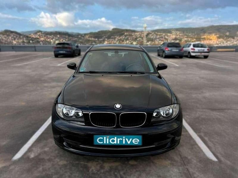 Usado BMW 116 116 CV (85 kW) 2008 Negro Utilitario