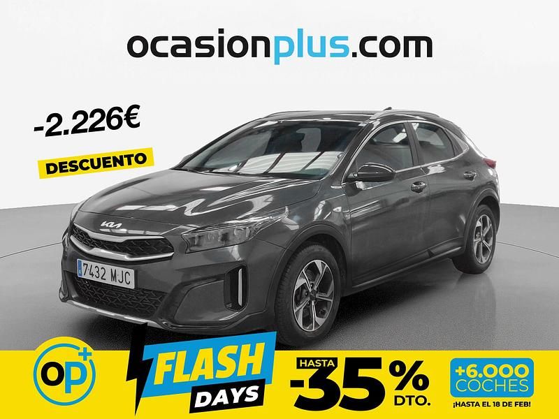 Usado Kia XCeed 120 CV (88 kW) 2023 Gris SUV