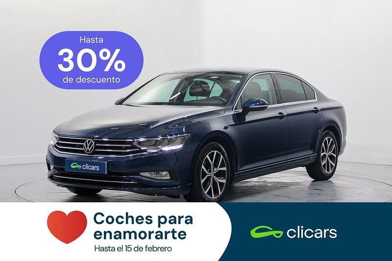 Usado VW Passat Executive 150 CV (110 kW) 2020 Azul Berlina