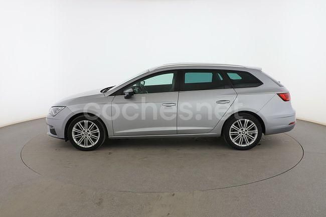 Usado Seat Leon XCELLENCE 151 CV (111 kW) 2018 Gris Familiar