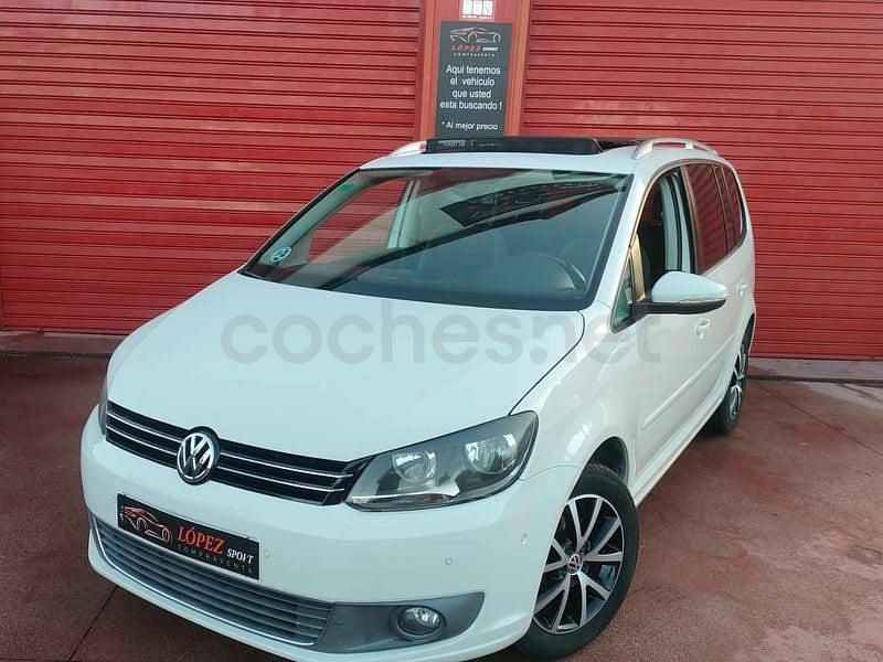 Usado VW Touran Advance 105 CV (77 kW) 2012 Blanco Monovolumen