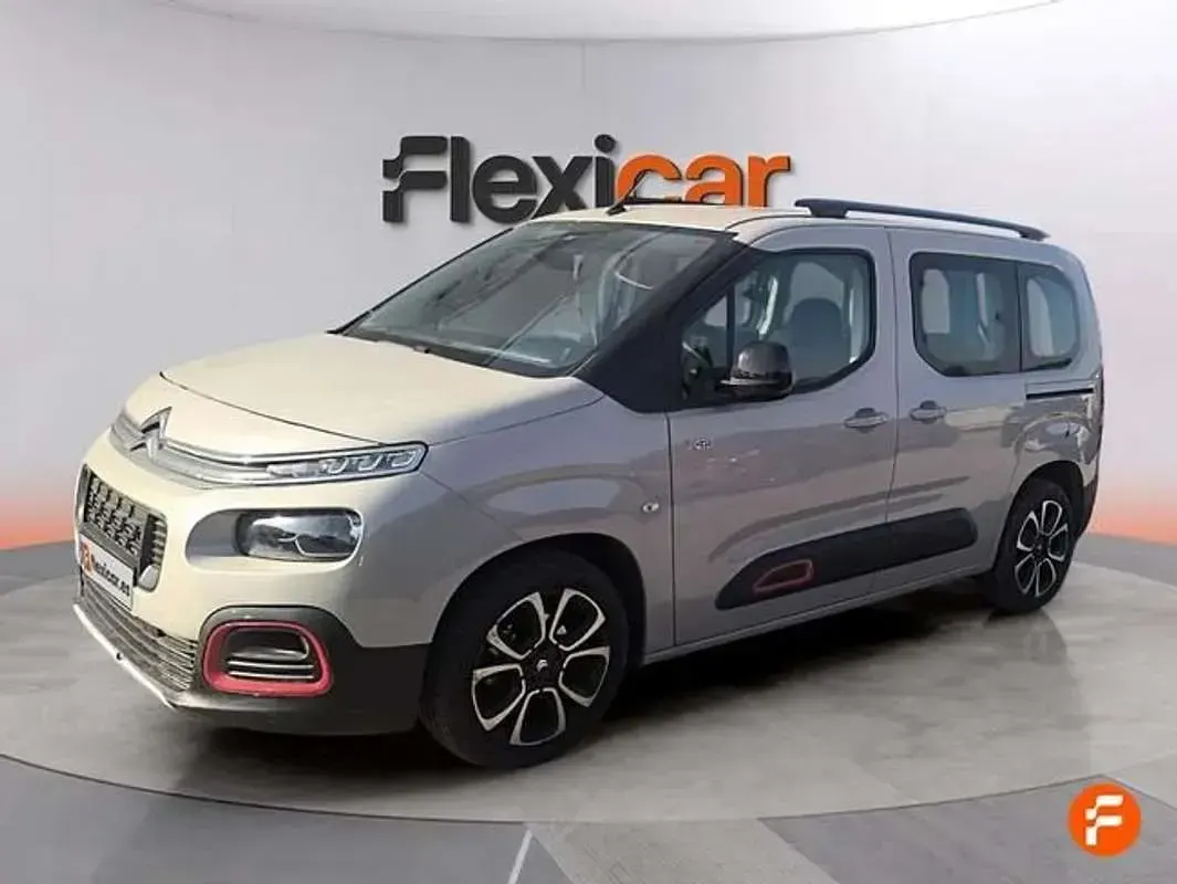 Usado Citroën Berlingo Shine 131 CV (96 kW) 2018 Beige Monovolumen