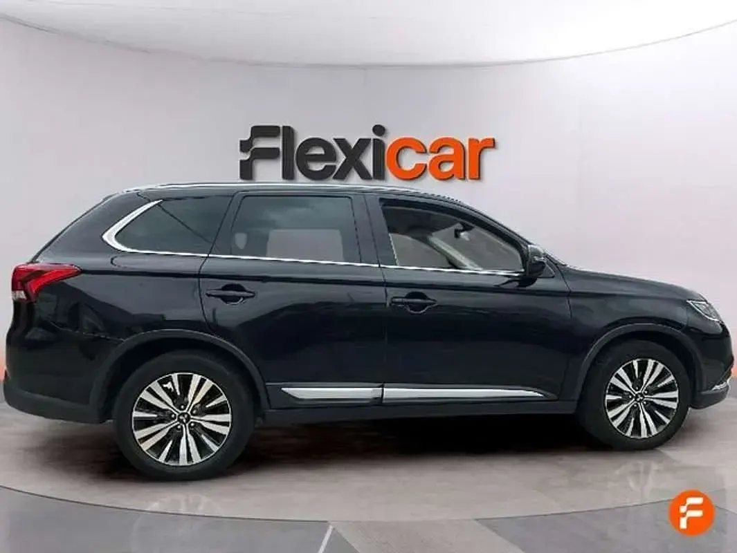 Usado Mitsubishi Outlander Motion 150 CV (110 kW) 2018 Gris SUV