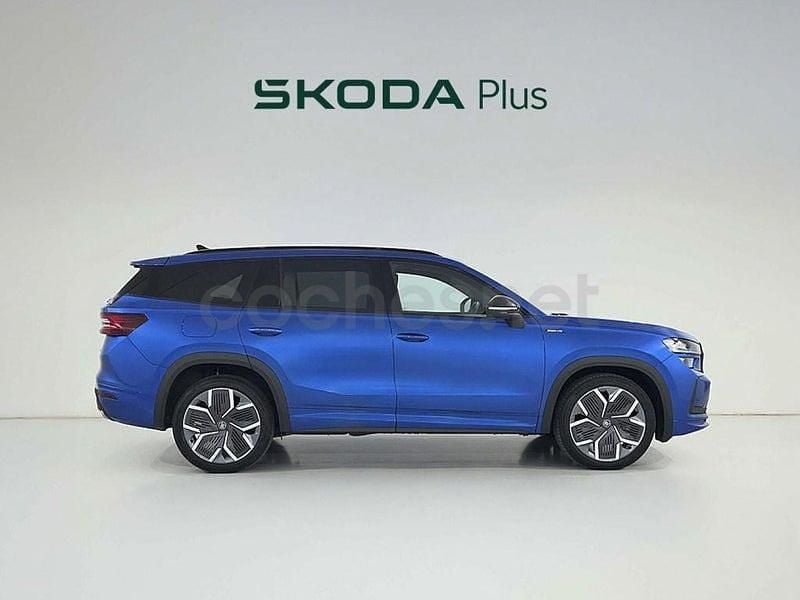 Usado Skoda Kodiaq SportLine 204 CV (150 kW) 2025 Azul SUV