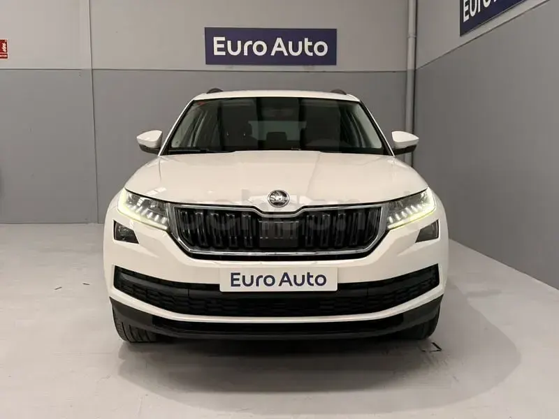 Usado Skoda Kodiaq Ambition 150 CV (110 kW) 2021 Blanco SUV