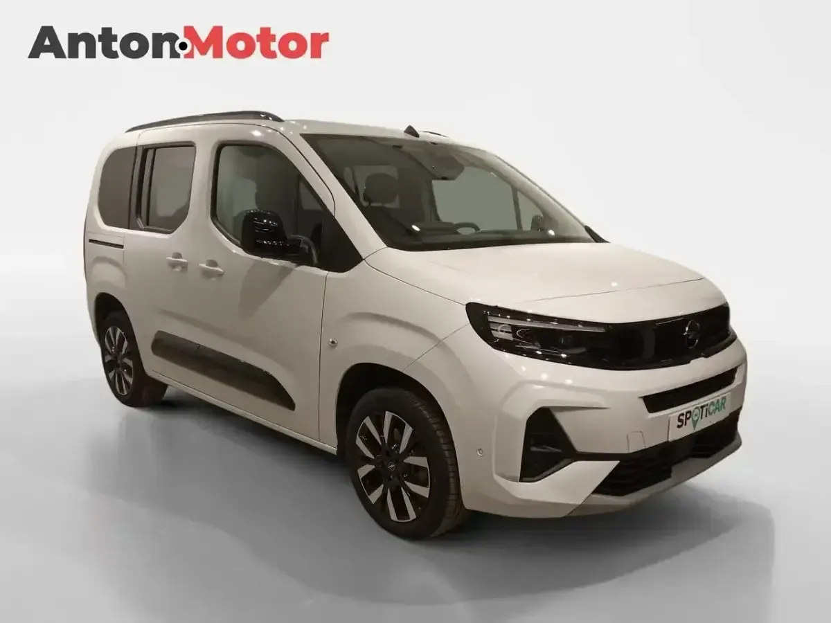 Nuevo Opel Combo S 130 CV (95 kW) 2025 Blanco Monovolumen