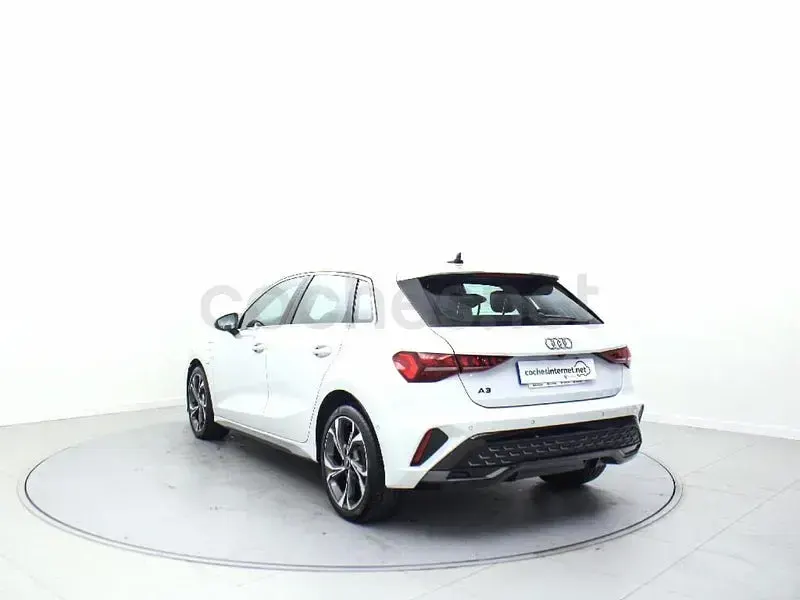 Usado Audi A3 204 CV (150 kW) 2025 Blanco Berlina