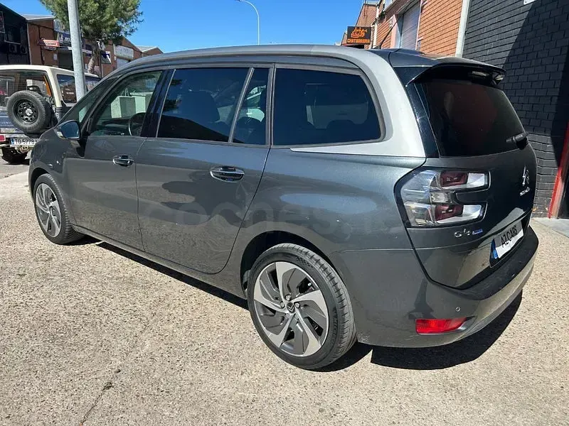 Usado Citroën C4 Picasso Intensive+ 150 CV (110 kW) 2015 Gris / plata Monovolumen