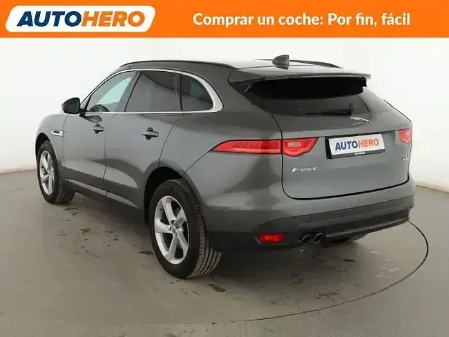 Usado Jaguar F-Pace Prestige 180 CV (132 kW) 2019 Gris SUV