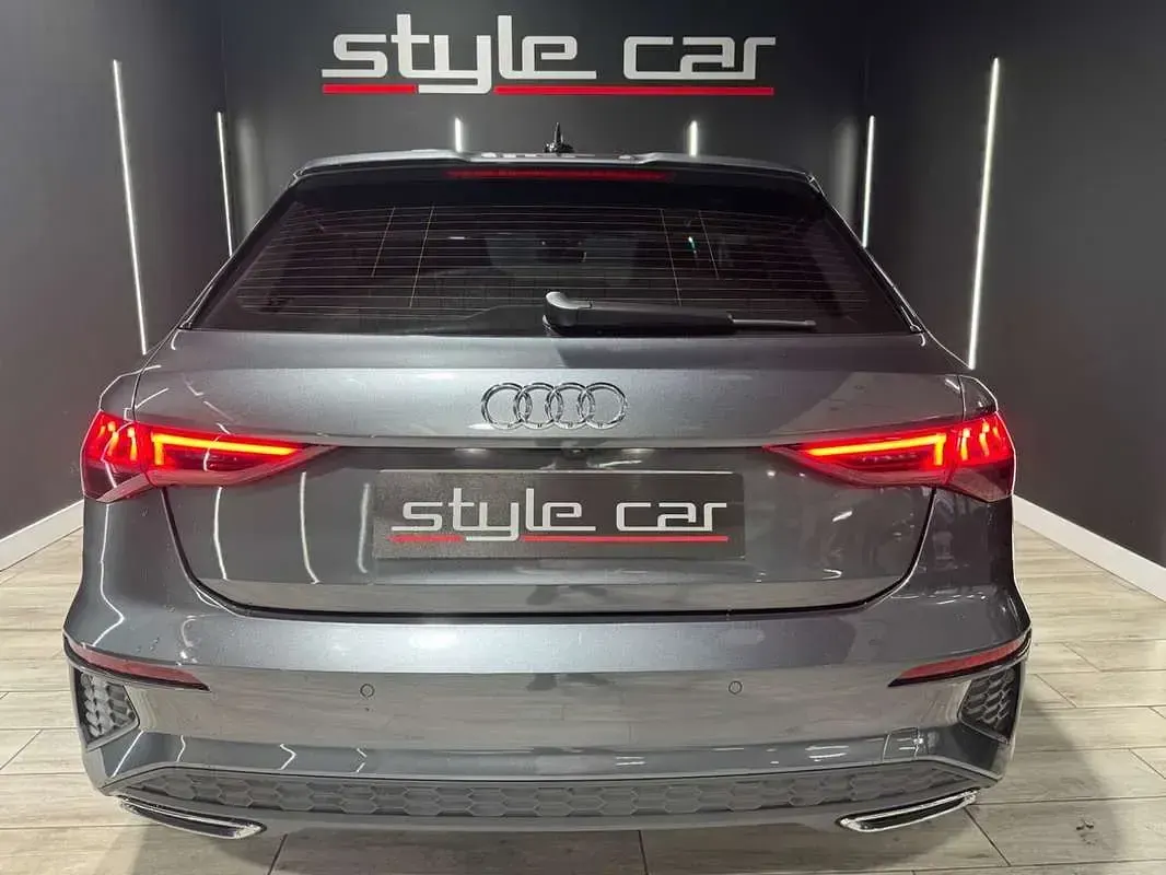 Usado Audi A3 Sportback e-tron S-Line 204 CV (150 kW) 2021 Gris Utilitario