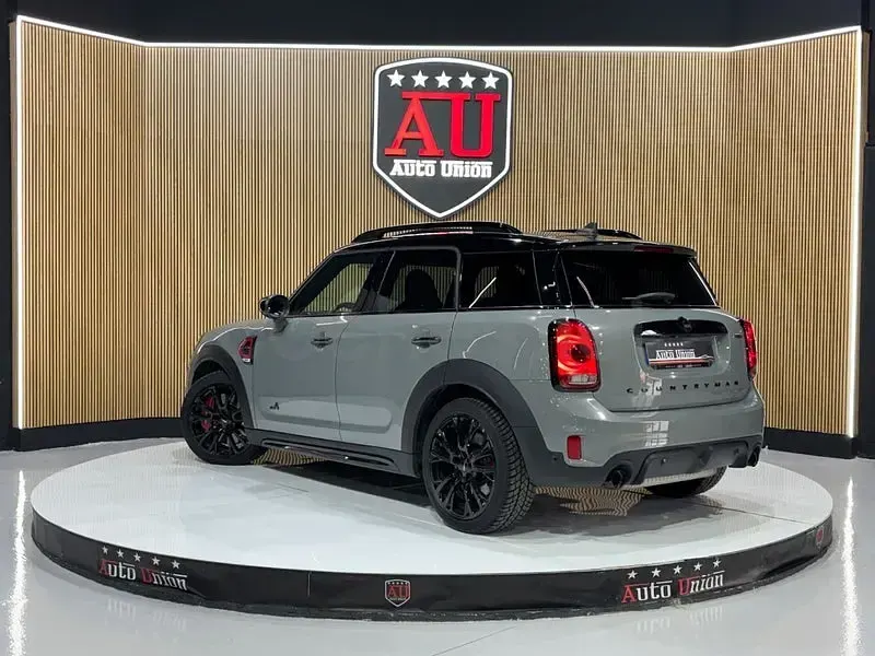 Usado Mini John Cooper Works Countryman 306 CV (225 kW) 2019 Gris / plata SUV