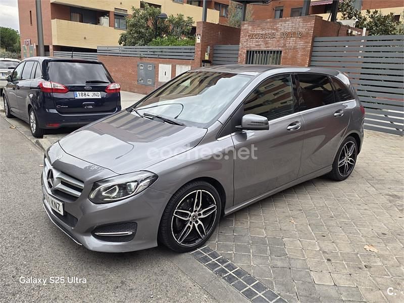 Gris / plata Usado 2019 Mercedes B200 Monovolumen | 13.900 € (Super precio) - Imagen 1/4