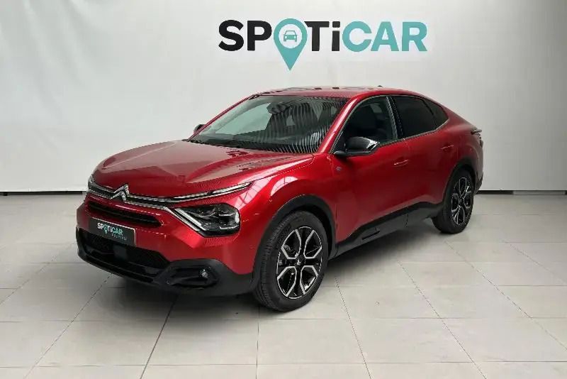 Granate Usado 2023 Citroën e-C4 Shine Berlina | 39.900 € - Imagen 1/4