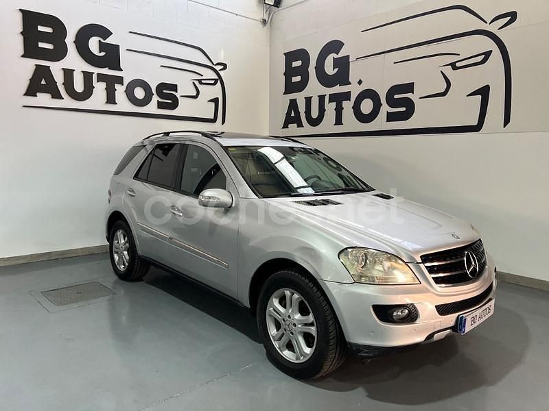 Gris / plata Usado 2006 Mercedes ML320 SUV | 10.499 € (Buen precio) - Imagen 1/4