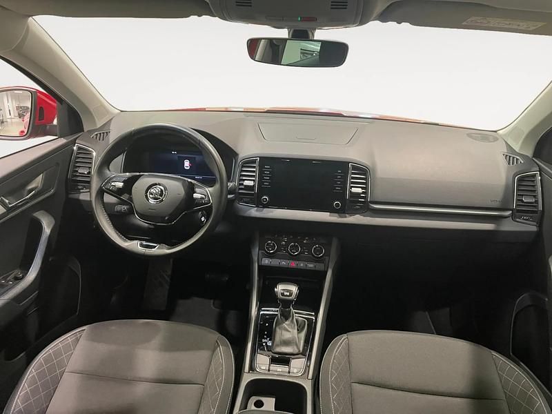 Usado Skoda Karoq Ambition 150 CV (110 kW) 2021 Rojo SUV