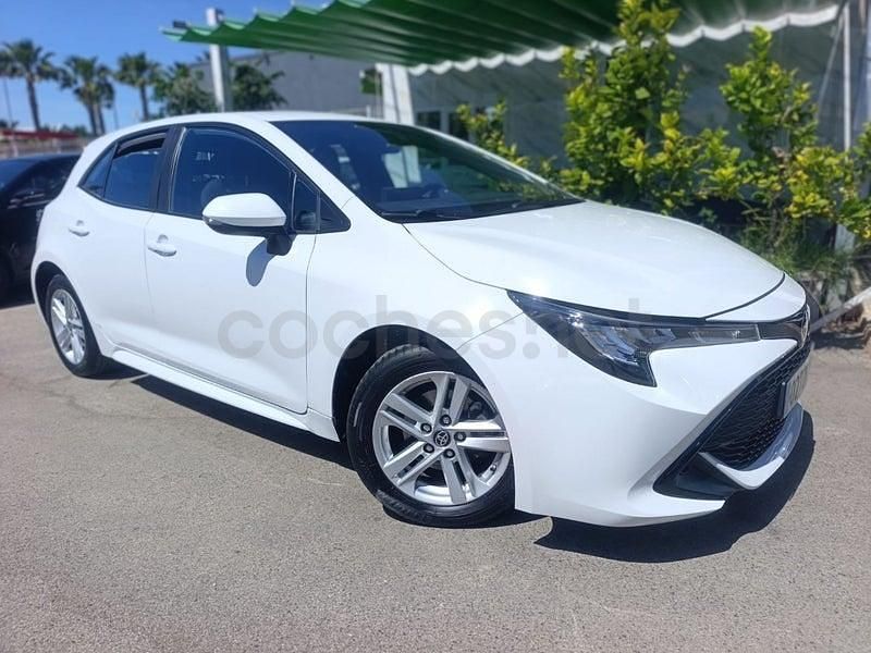 Usado Toyota Corolla Business Edition 122 CV (89 kW) 2022 Blanco Berlina