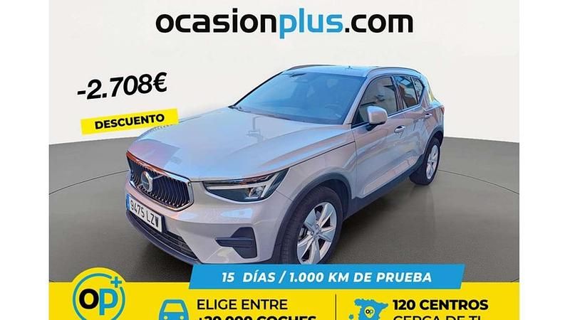 Usado Volvo XC40 Core 163 CV (119 kW) 2022 Plateado SUV