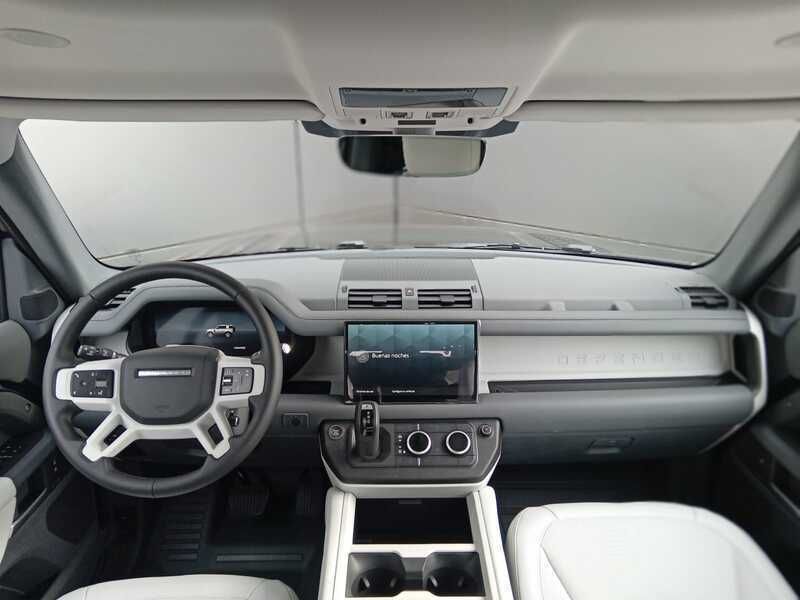 Usado Land Rover Defender SE Dynamic 249 CV (183 kW) 2025 Negro SUV