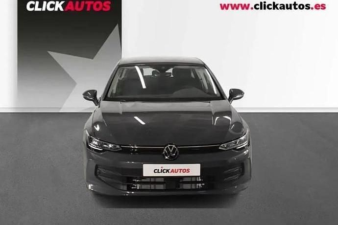 Begagnad VW Golf VIII 115 HK (84 kW) 2025 Grå