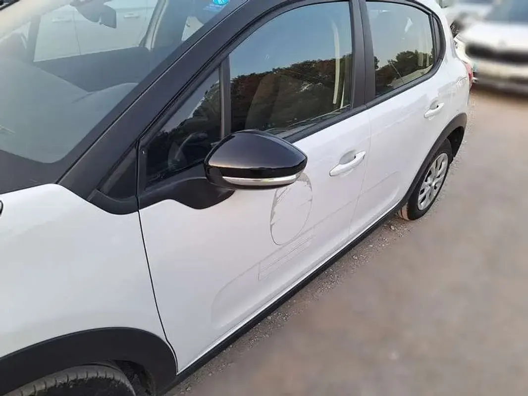 Usado Citroën C3 Live 102 CV (75 kW) 2022 Blanco Utilitario
