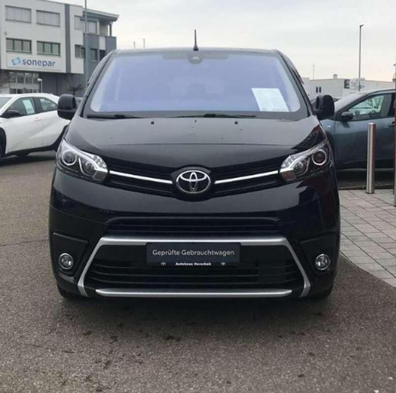 Usado Toyota Proace Luxury 177 CV (130 kW) 2024 Negro Monovolumen