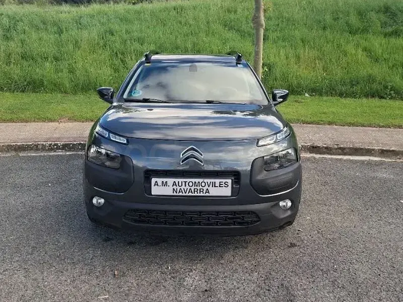 Usado Citroën C4 Live 100 CV (73 kW) 2016 Gris / plata Berlina