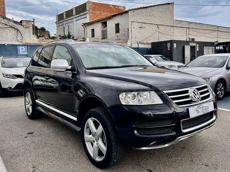 Usado VW Touareg 225 CV (165 kW) 2007 Negro SUV