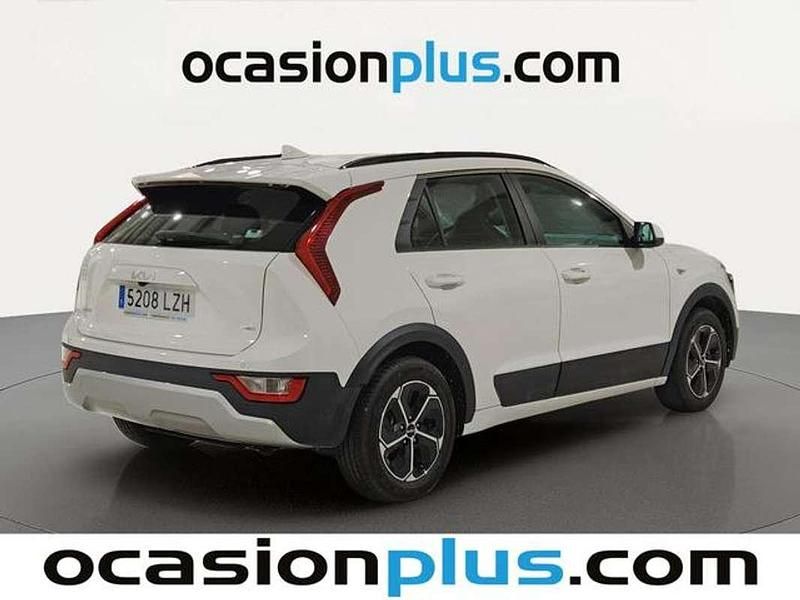 Usado Kia Niro 141 CV (103 kW) 2022 Blanco SUV