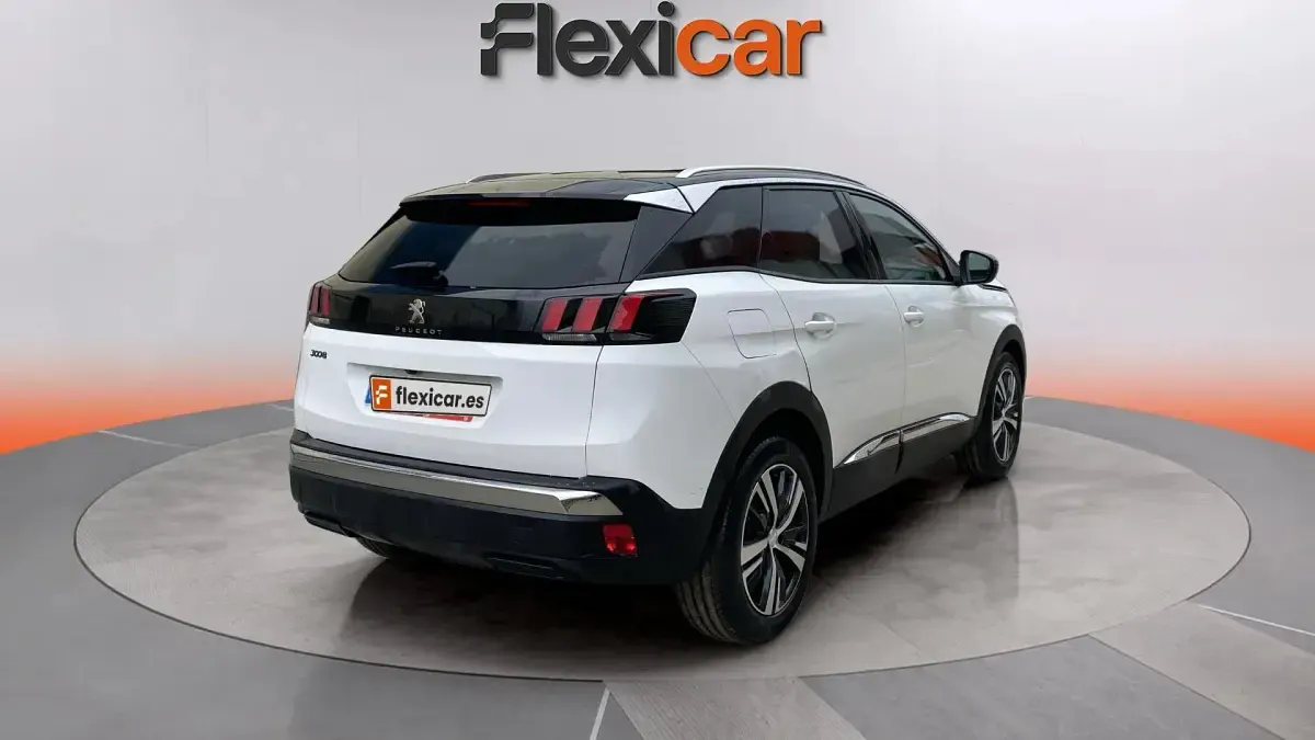 Usado Peugeot 3008 Allure 131 CV (96 kW) 2020 Blanco SUV