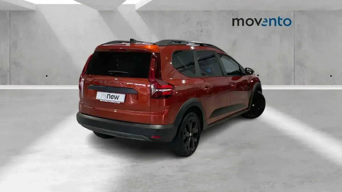 Usado Dacia Jogger Extreme 101 CV (74 kW) 2022 Naranja Monovolumen