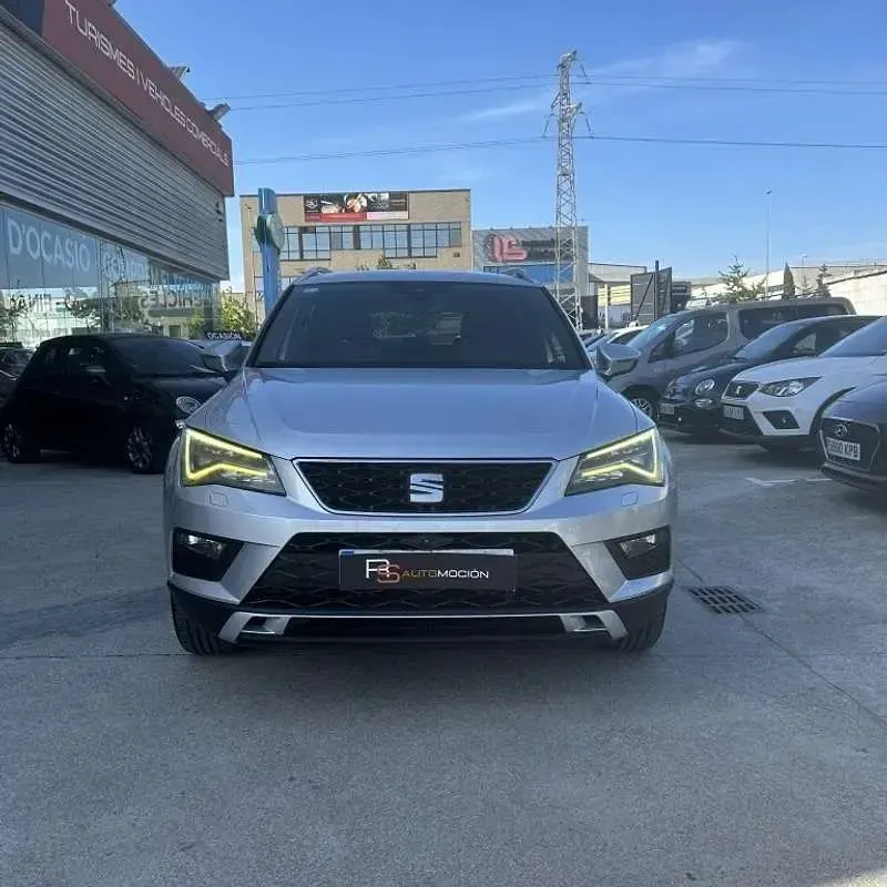 Usado Seat Ateca XCELLENCE 150 CV (110 kW) 2016 Gris SUV