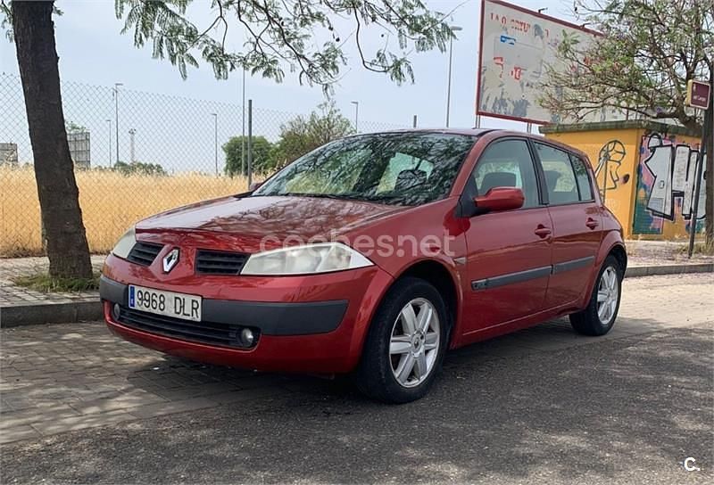 Granate Usado 2006 Renault Mégane II Dynamique Berlina | 2500 € (Buen precio) - Imagen 1/4