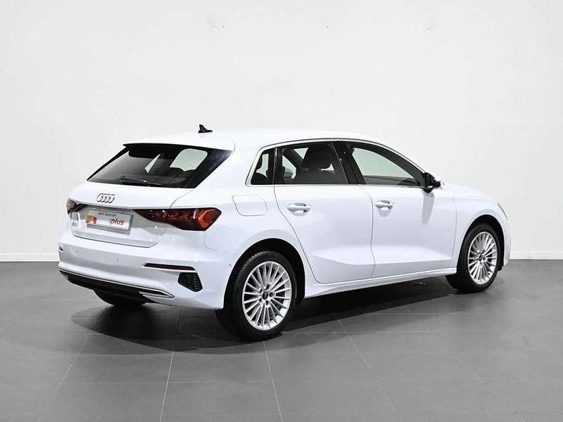 Usado Audi A3 Sportback Advanced 110 CV (80 kW) 2023 Blanco Utilitario